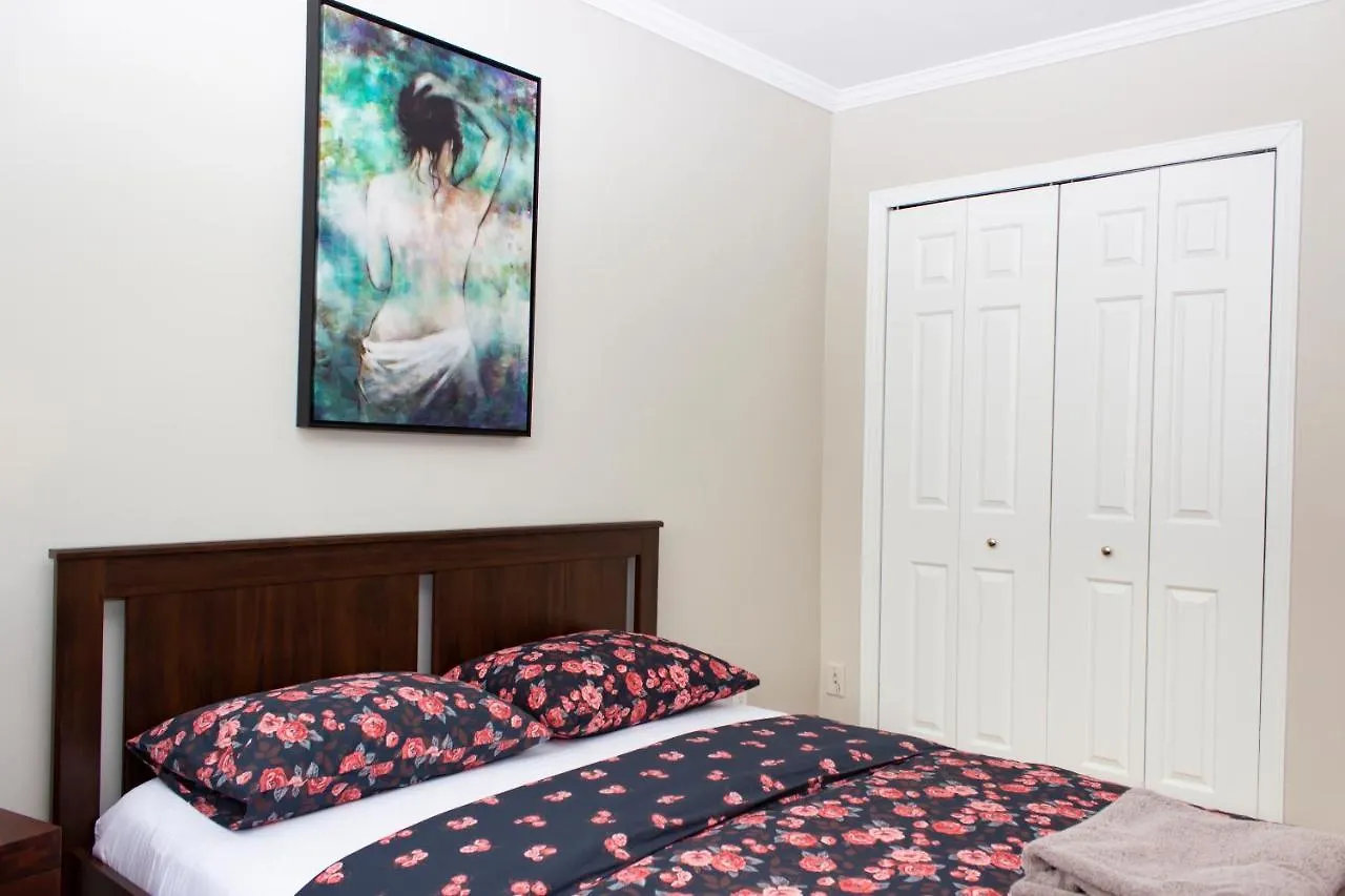 Golden Castle Apartment Montreal