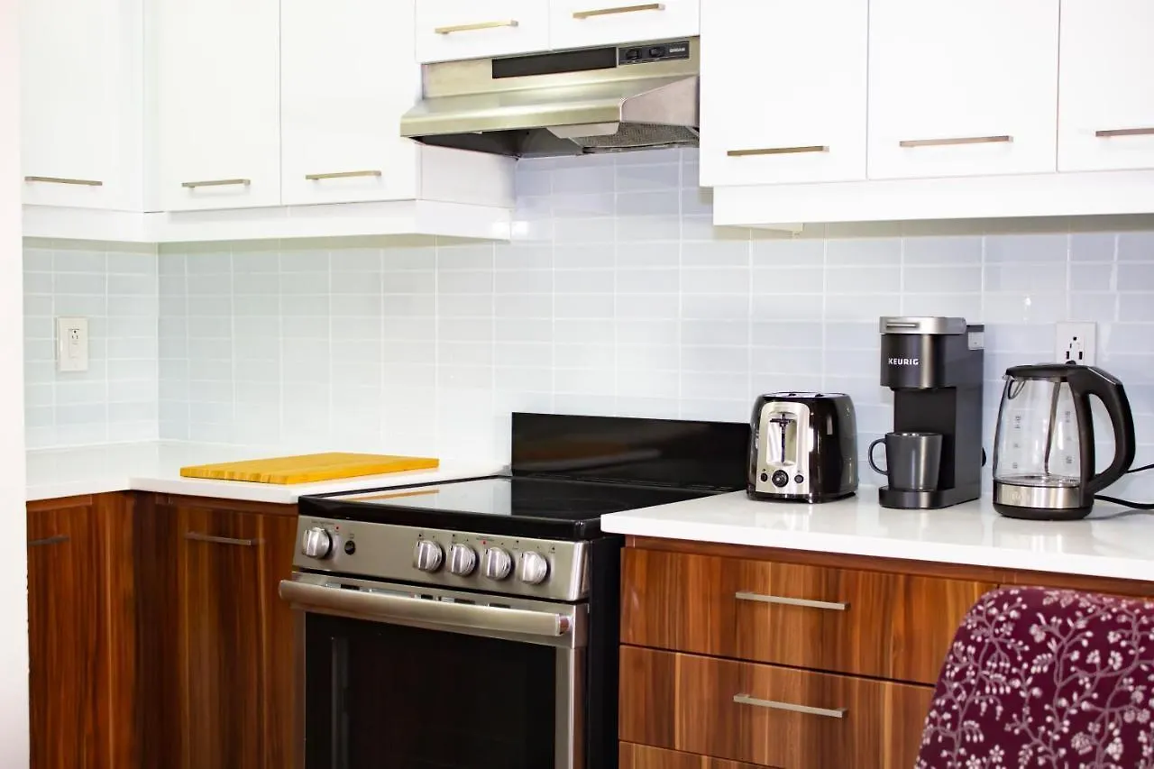 Golden Castle Apartment Montreal