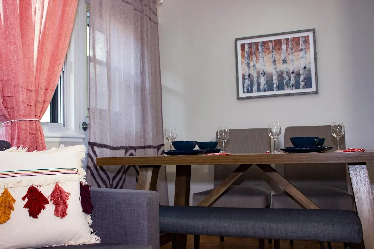 Golden Castle Apartment Montreal