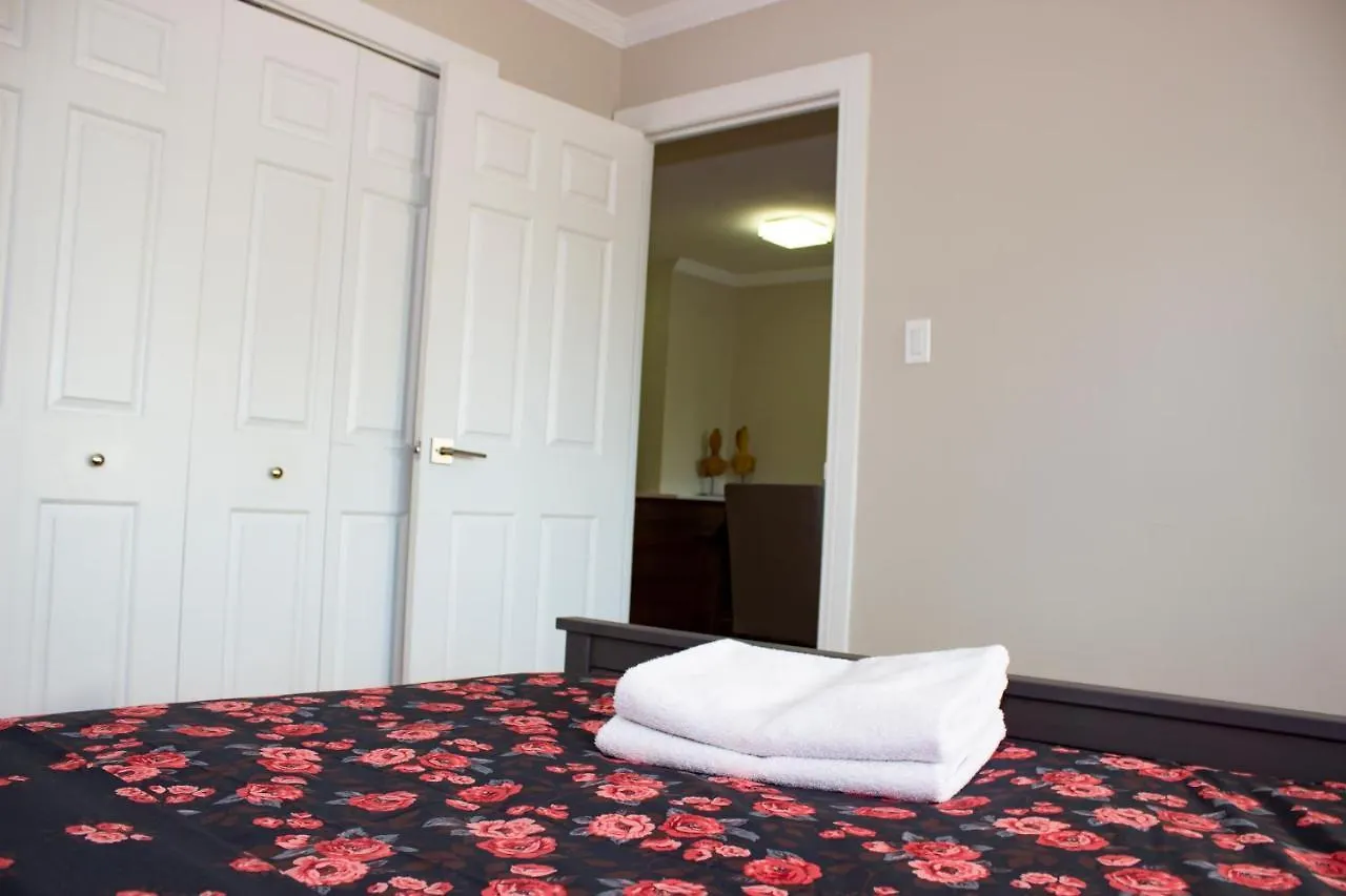 Golden Castle Apartment Montreal